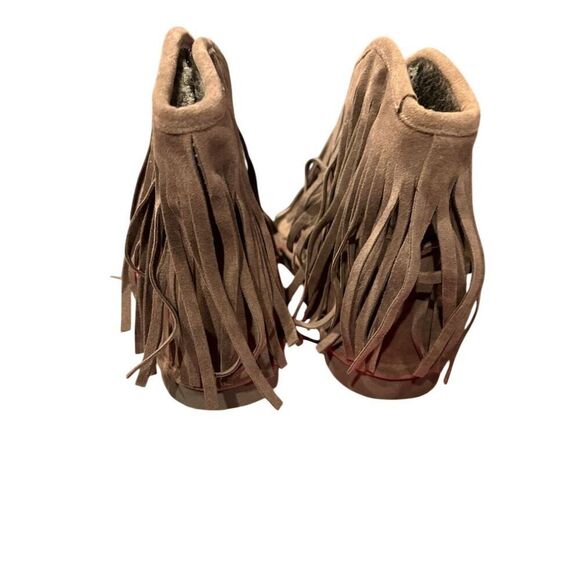 Kali Women's Gray Fringed Moccasin Booties Size 8 Standard - Picture 3 of 7
